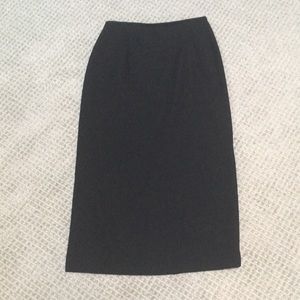 Vintage NWT Beautiful Evan Picone Black Long Pencil Skirt. Size 12